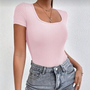 Elegant Pink Ribbed Women's Top